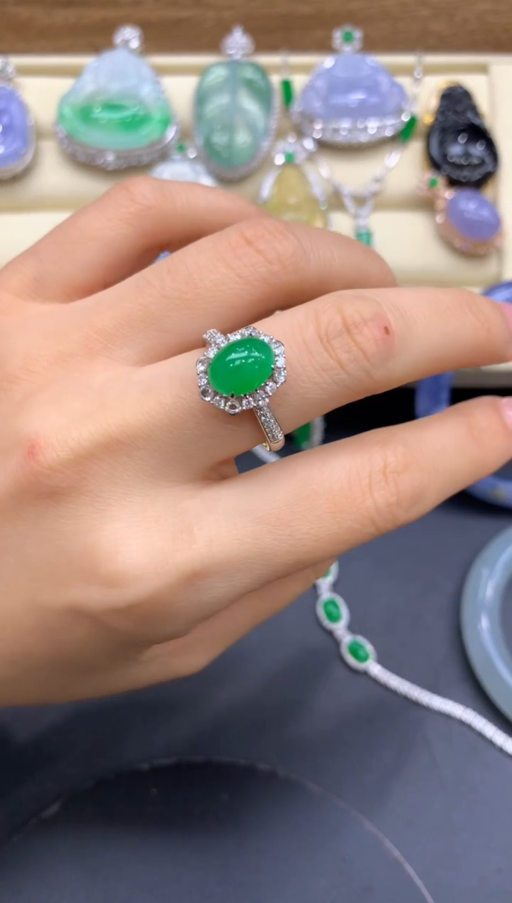 【闪购商品】翡翠戒指18K金镶嵌525-中国好珍宝