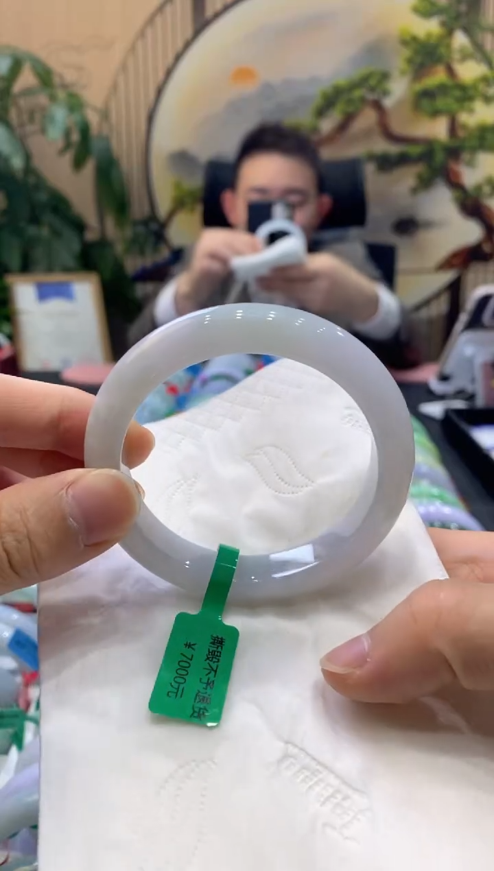 【闪购商品】翡翠手镯未镶嵌00000003987