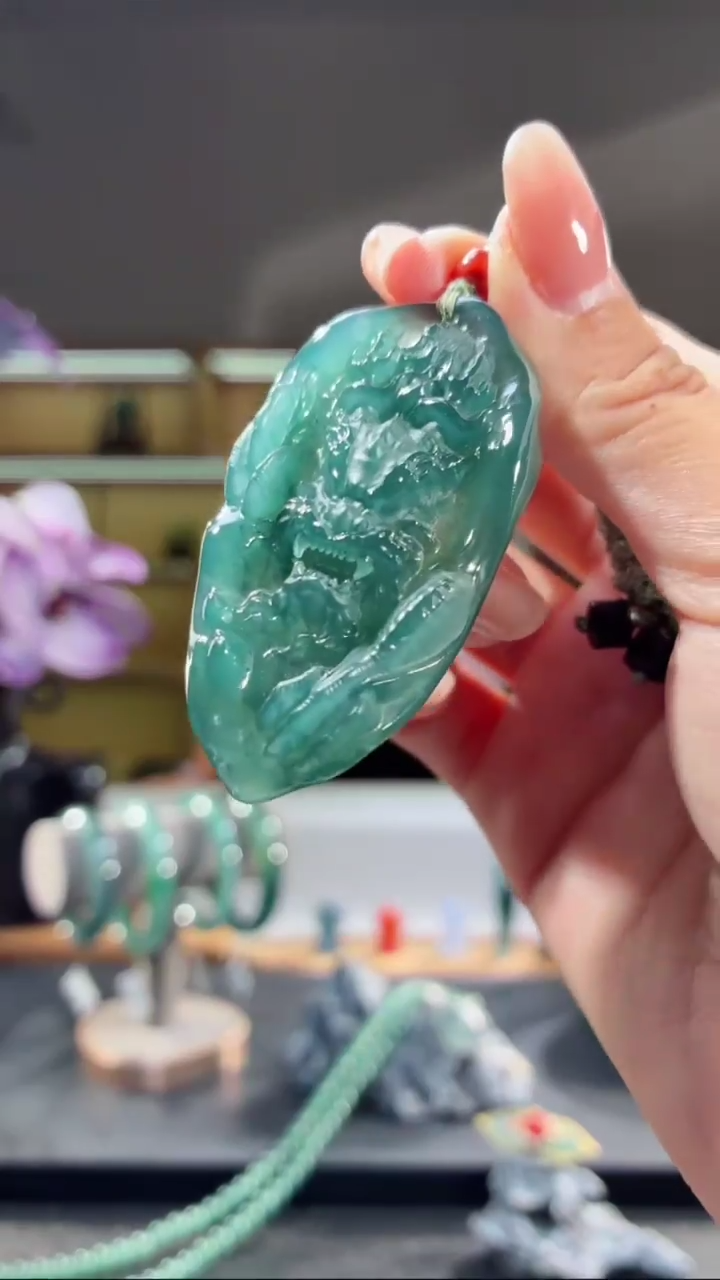 吊坠(不含链)未镶嵌翡翠龙牌