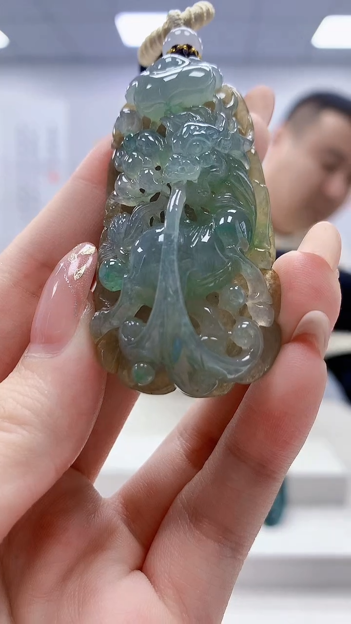 未镶嵌定制翡翠4898jw-毛货挂件64