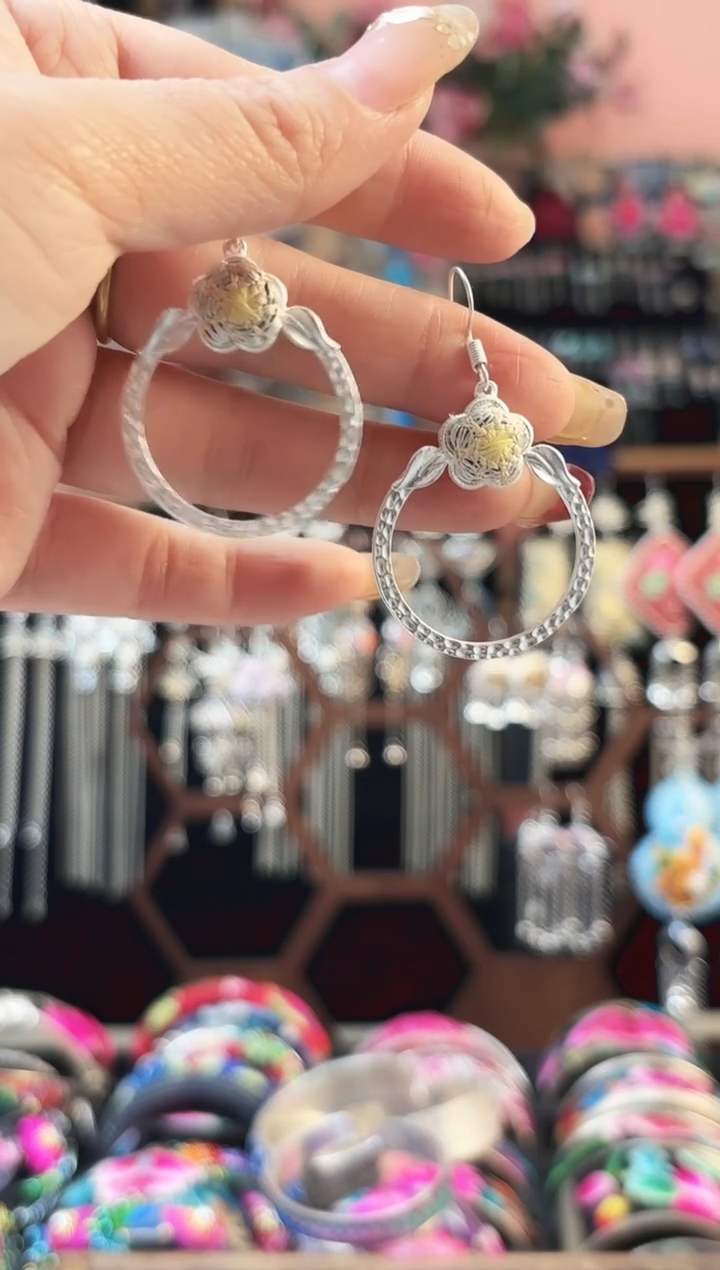 艺枝独绣手工饰品235