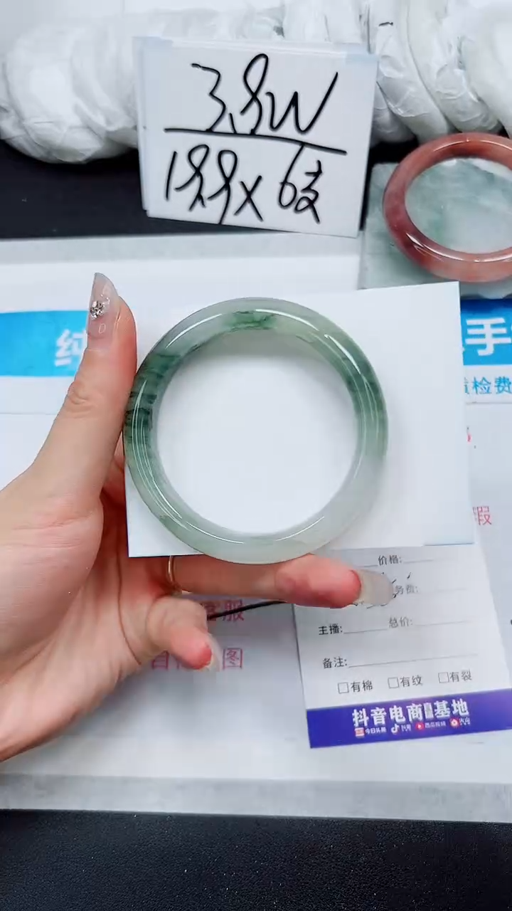 【闪购商品】石英质玉手镯未镶嵌A307-53`54`55`