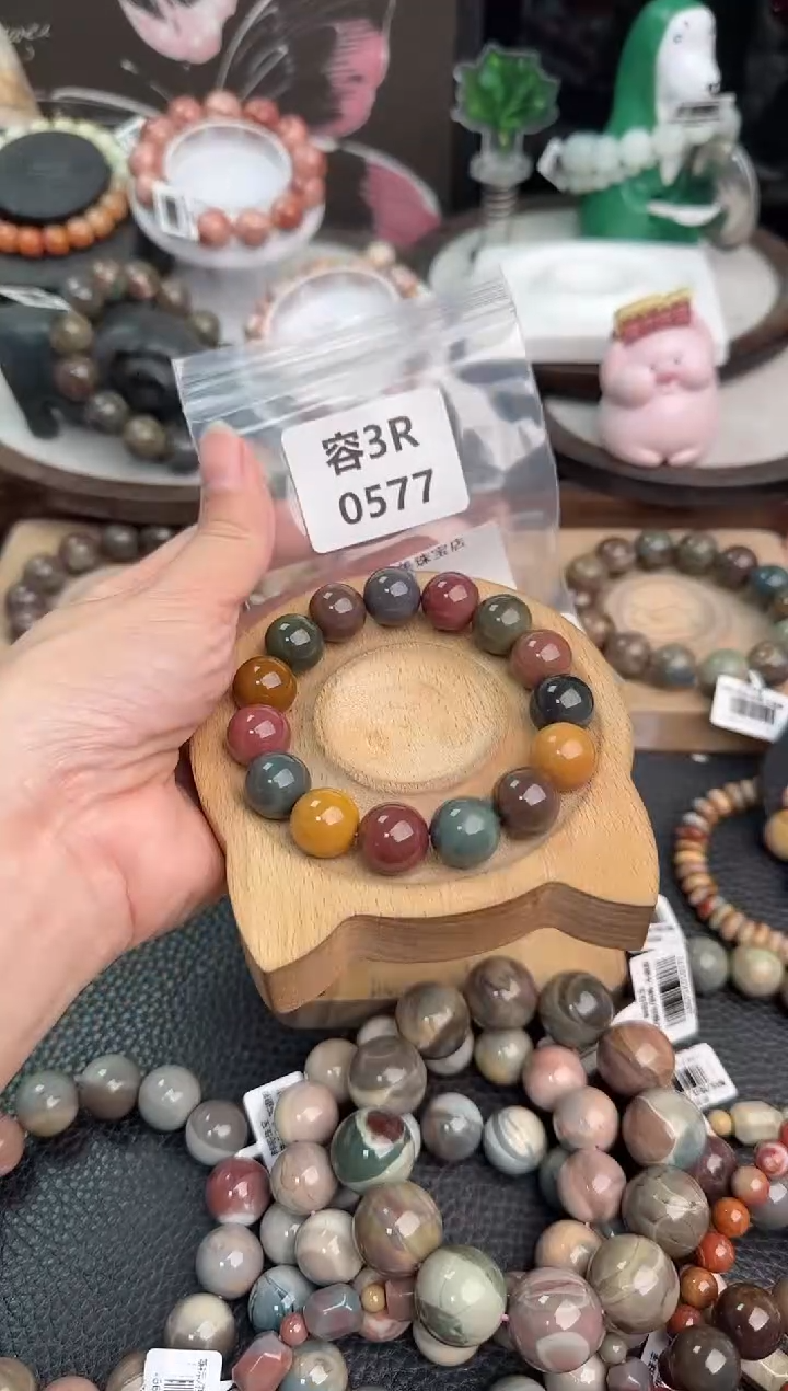 未镶嵌手链石英质玉?****。3R0577