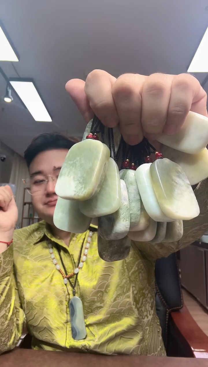 多样性随机发货   