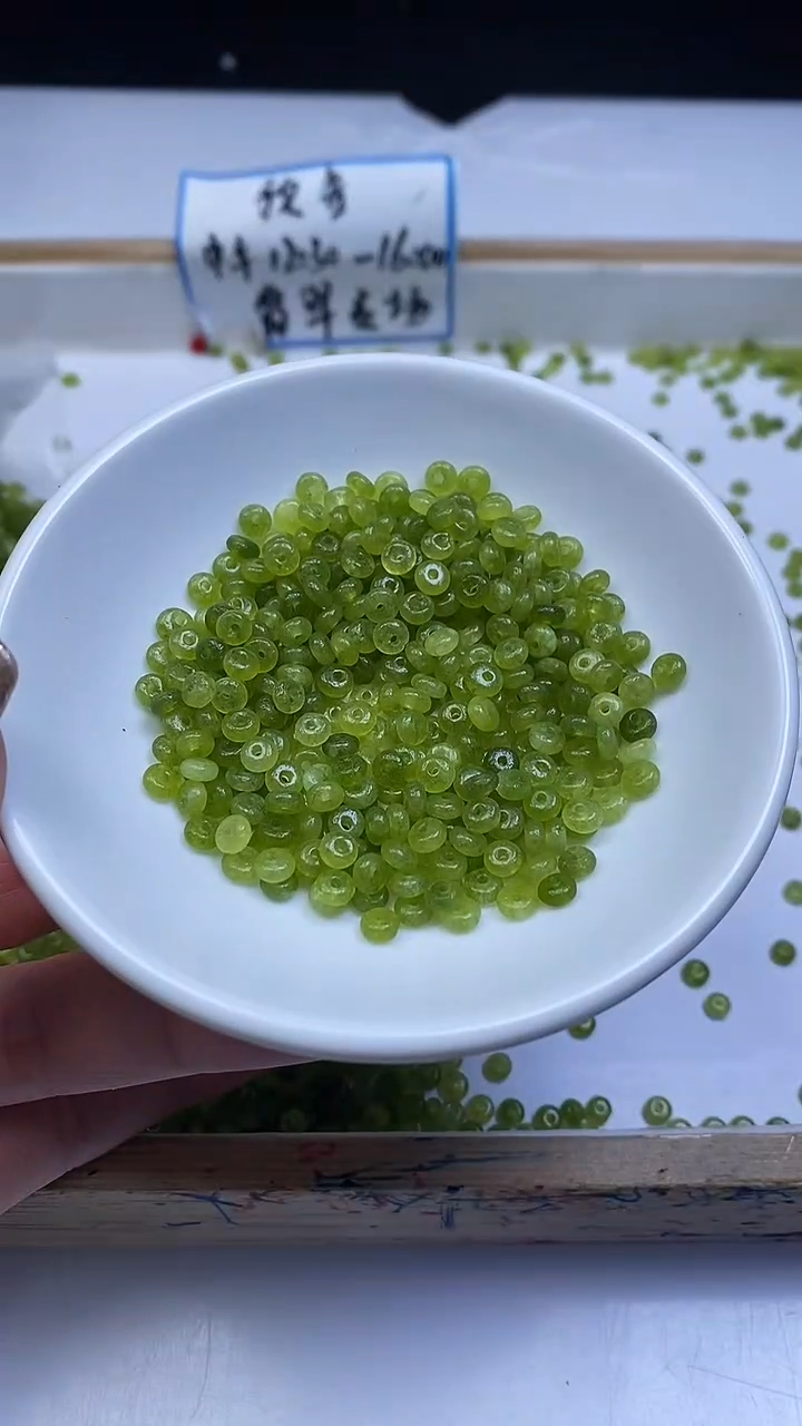 未镶嵌散珠碧玺E715 绿碧玺算盘2*4mm50个5元