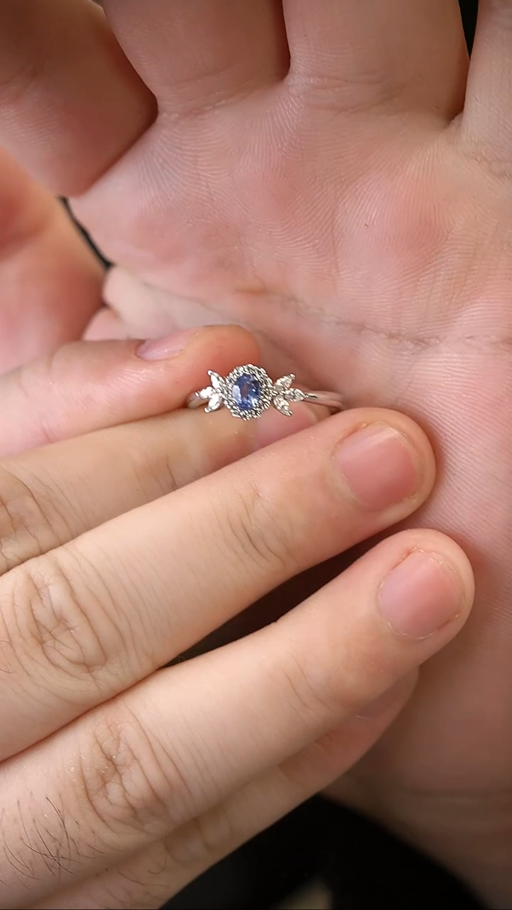 【闪购商品】蓝宝石戒指银S925镶嵌蓝宝石戒指