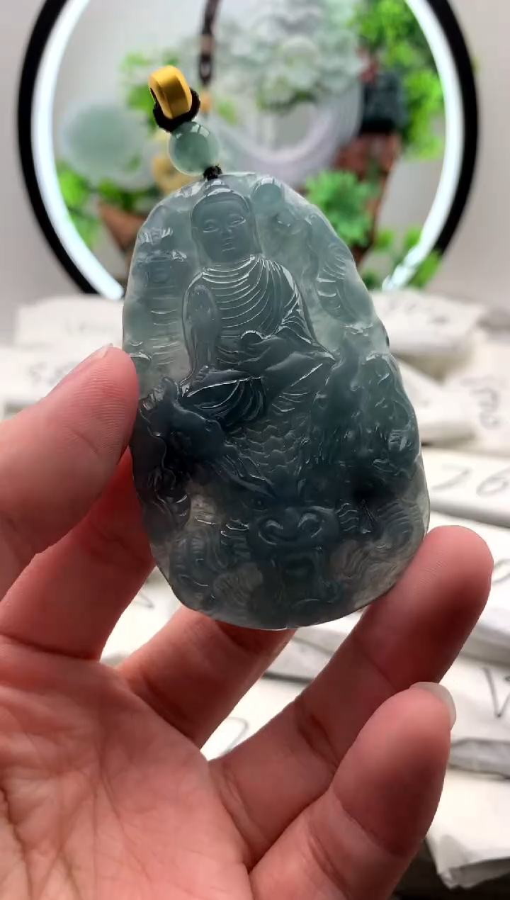 【闪购商品】翡翠颈饰未镶嵌阿弥陀佛