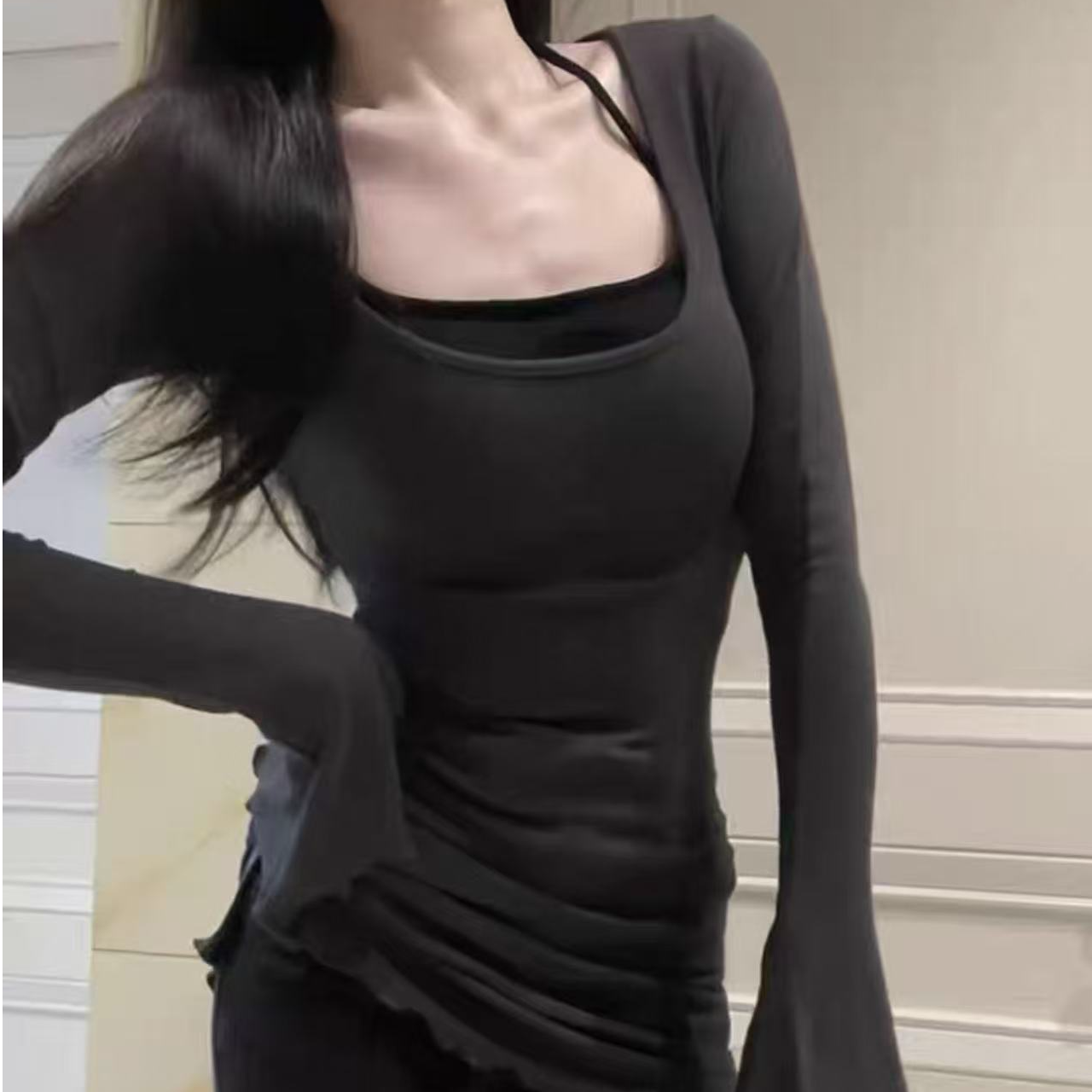 【辣弟家】·【201-400】辣妹t长袖袖斜肩时尚秋冬季ins搭设计款东大门