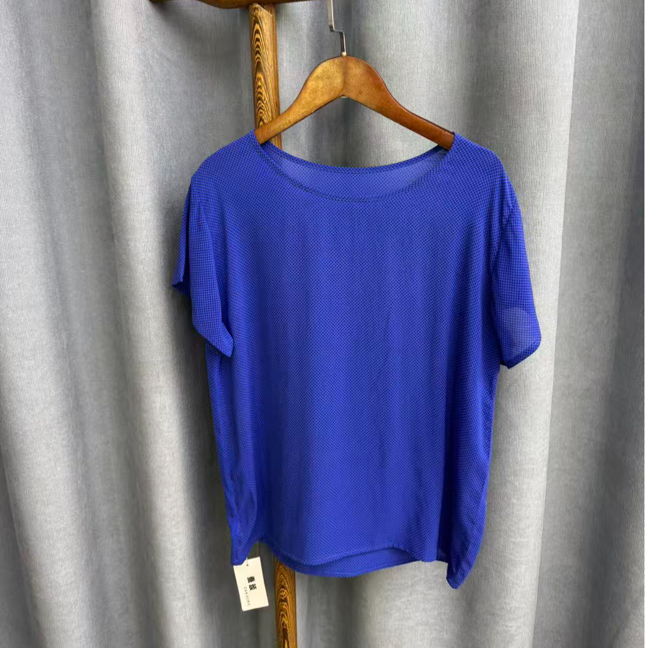 秋季新款休闲时尚圆领桑蚕丝短袖上衣女Z060