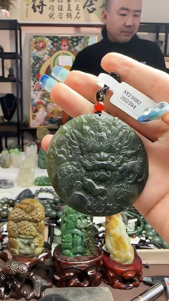 颈饰未镶嵌和田玉2594