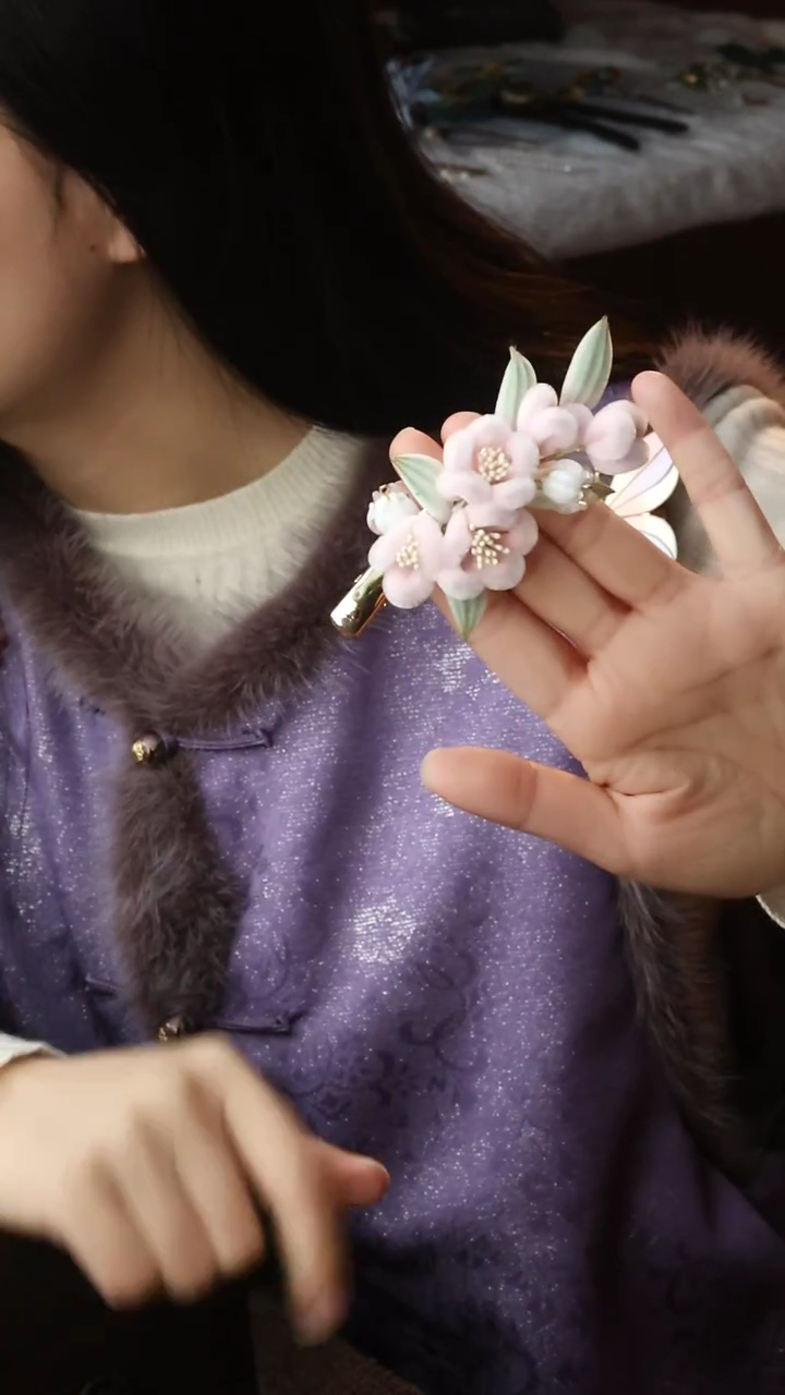 【闪购商品】刺绣纯手工非遗国风饰品一个