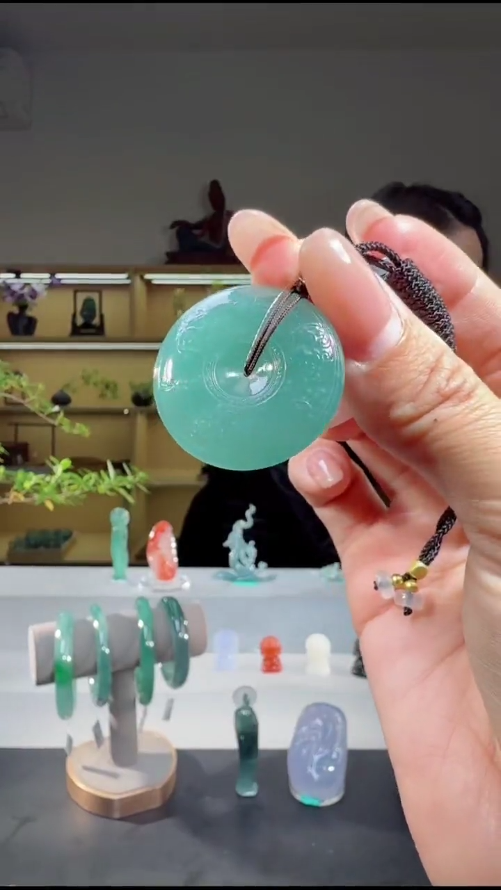 吊坠(不含链)未镶嵌翡翠平安扣