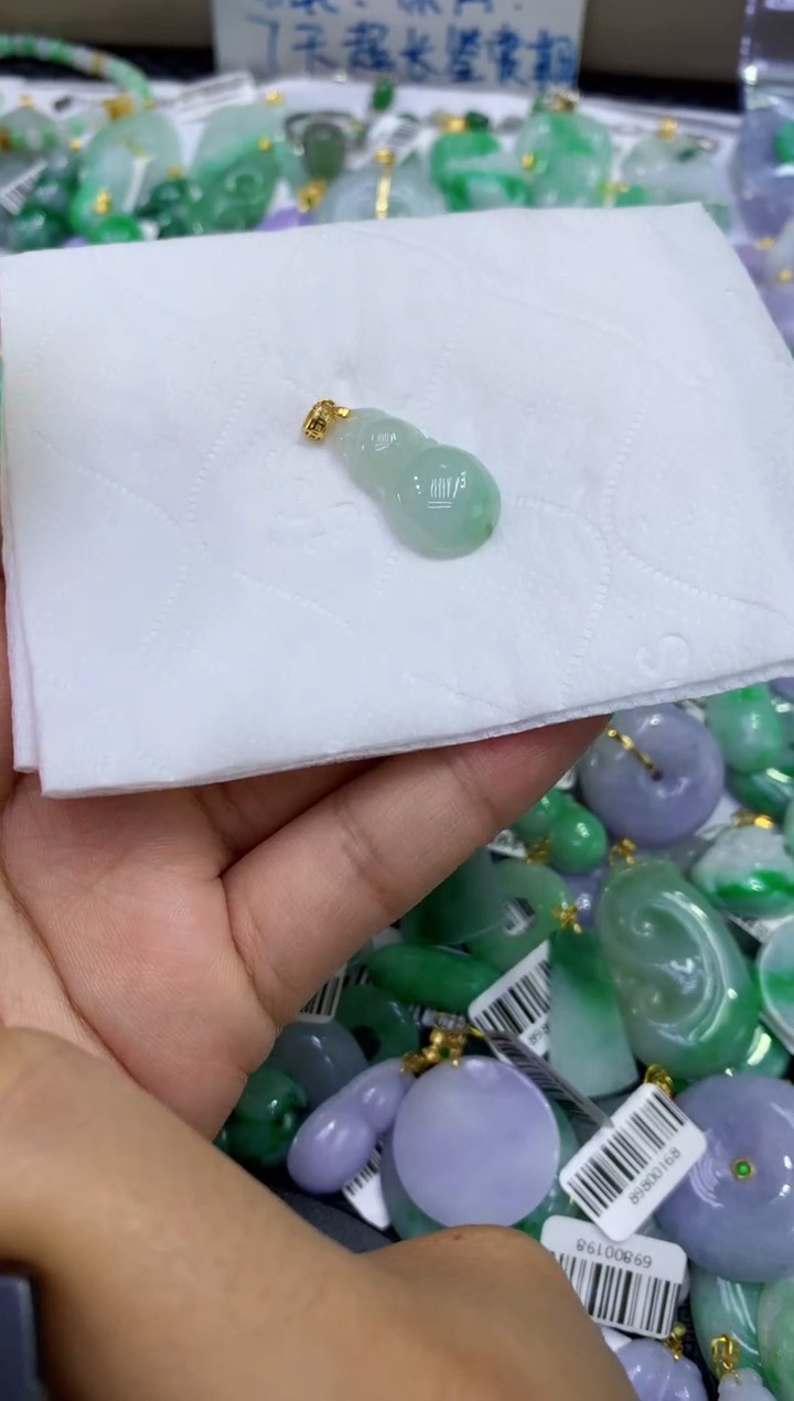 颈饰未镶嵌翡翠天然缅甸A货翡翠