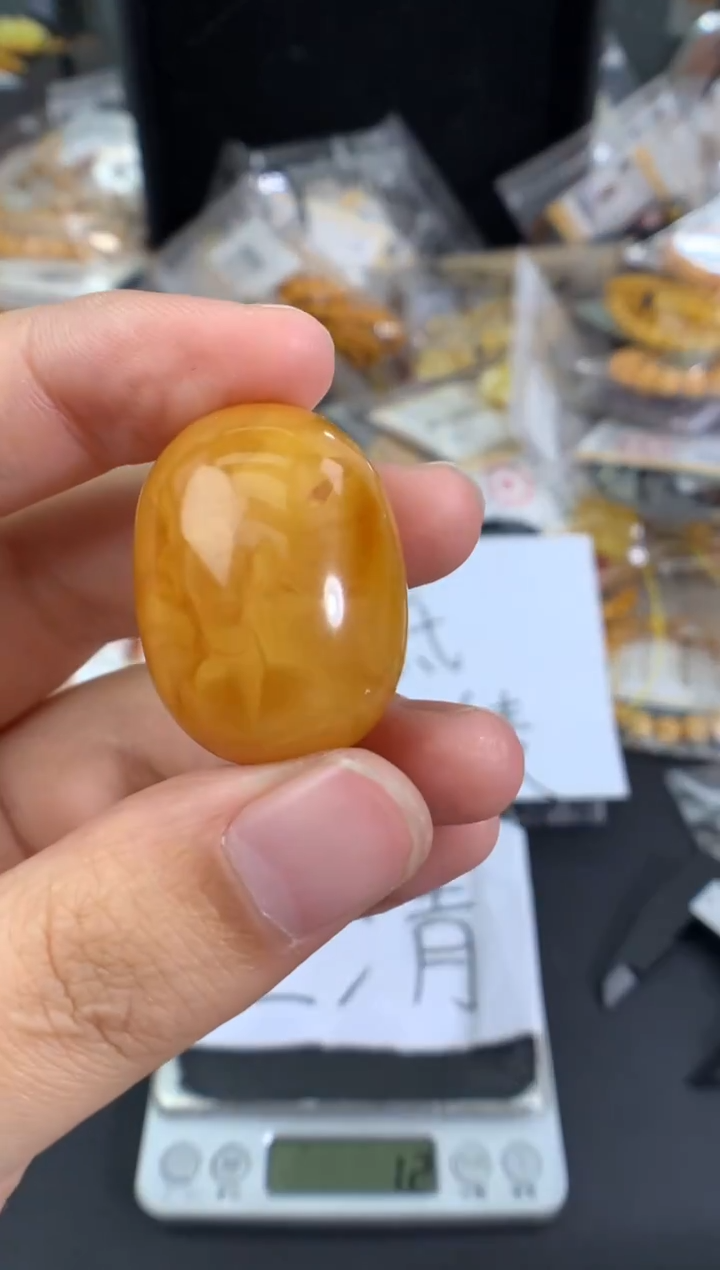 蜜蜡未镶嵌珠宝奇石1