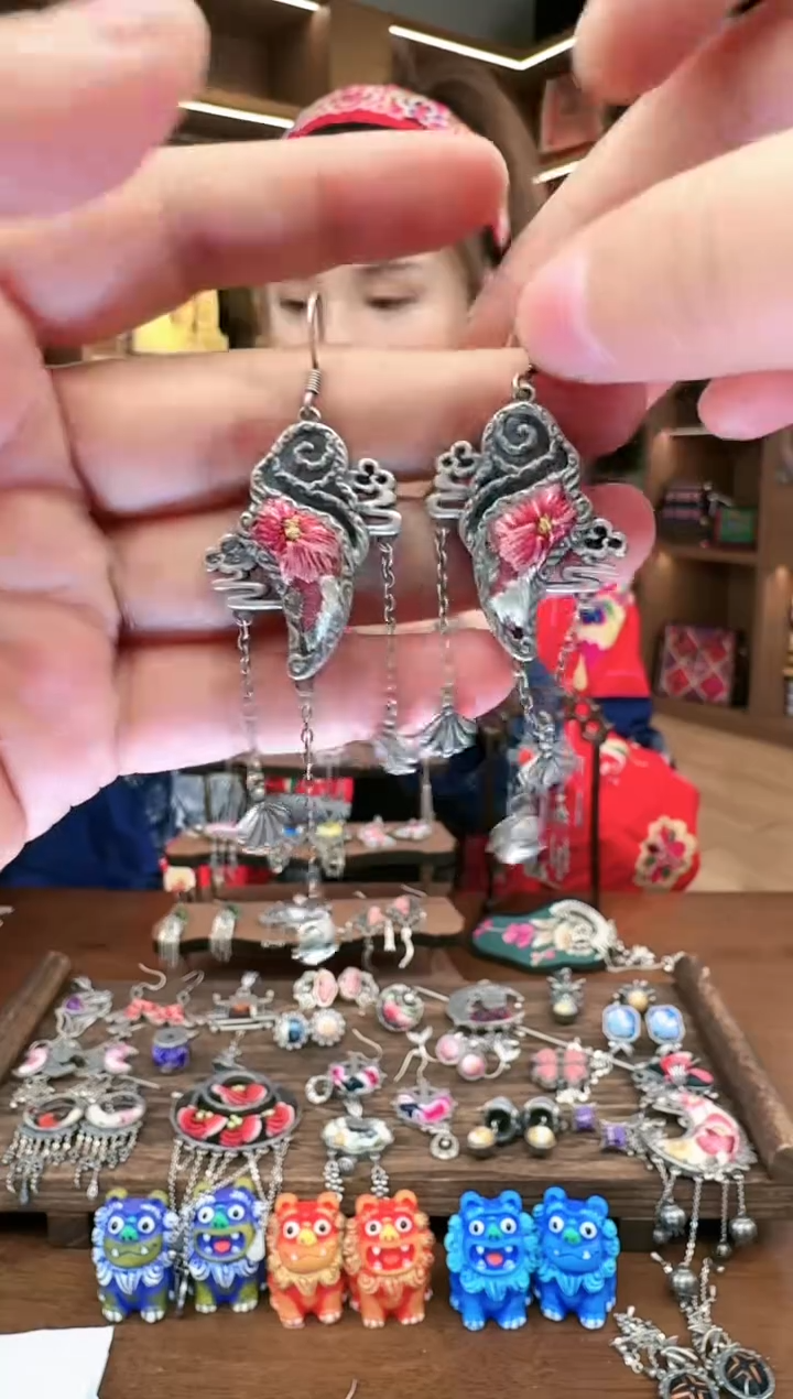 【闪购商品】织绣168黔东南苗族刺绣