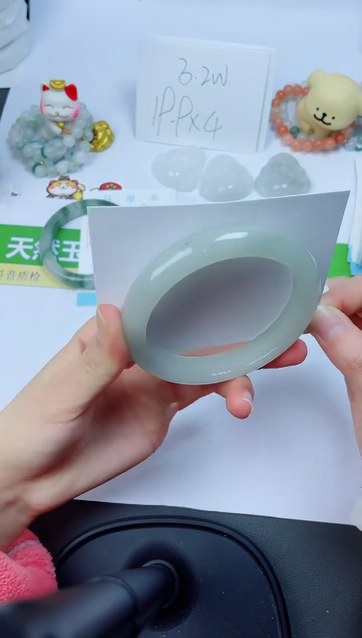 【闪购商品】石英质玉手镯未镶嵌131-62.