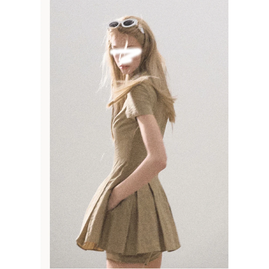 学院风甜辣竖纹肌理感衬衫连衣裙百褶裙子配短裤女夏季新款9548