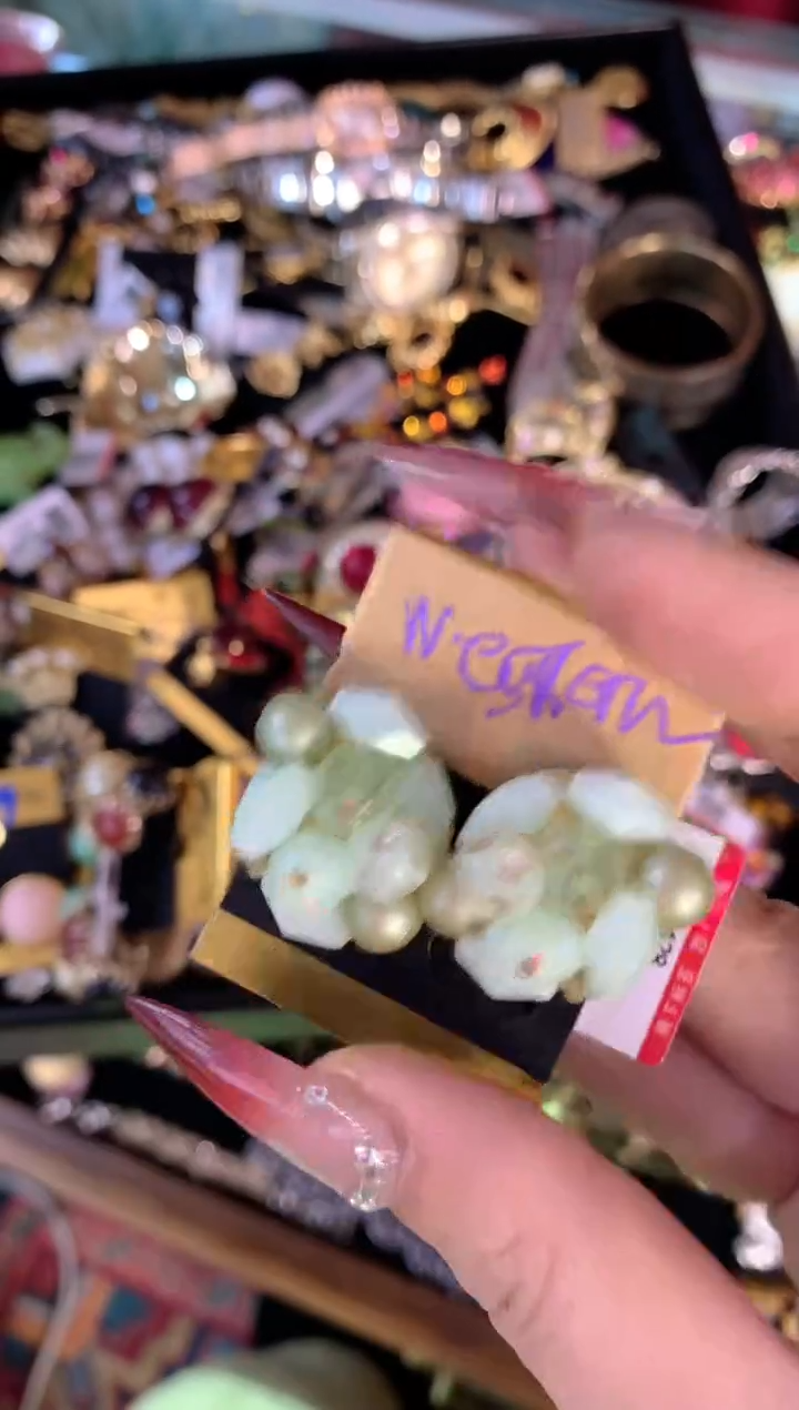 【闪购商品】瓷片楚楚中古珠宝甄选不退换