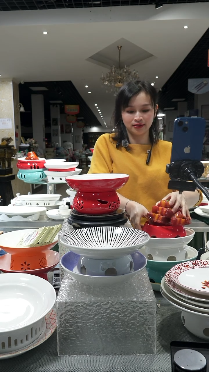 金钱猪底座9寸狮头盘