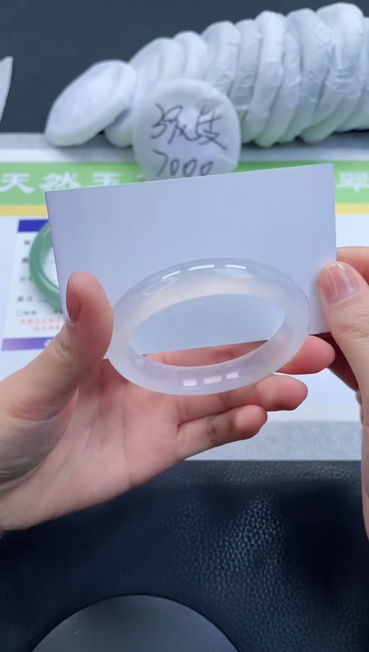 【闪购商品】石英质玉手镯未镶嵌A105-54+