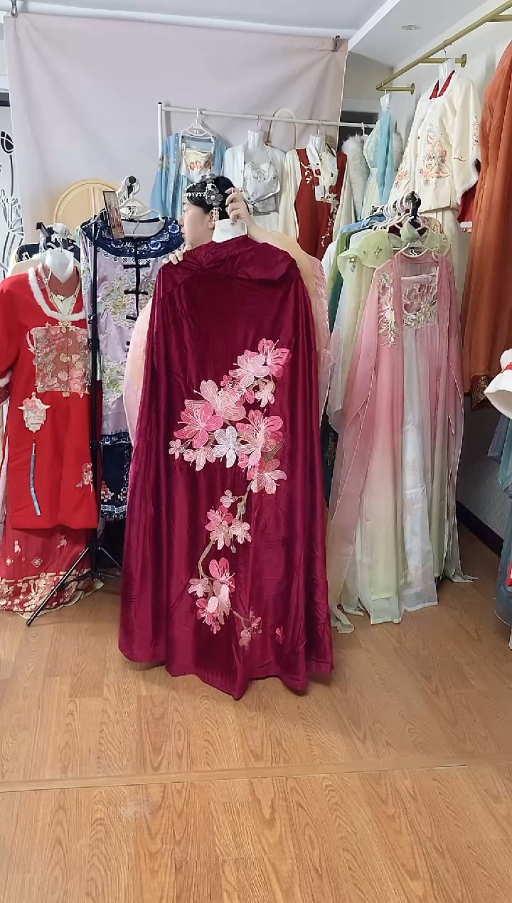 孤品汉服，品质特价，偶有微瑕，NO退NO换，介意勿拍