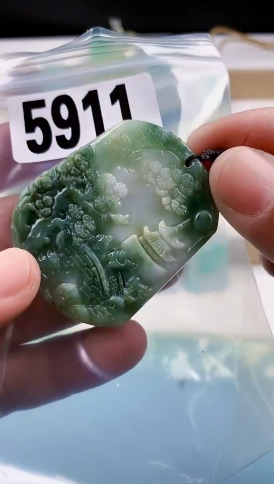 【闪购商品】翡翠挂件未镶嵌天然翡翠吊坠挂件