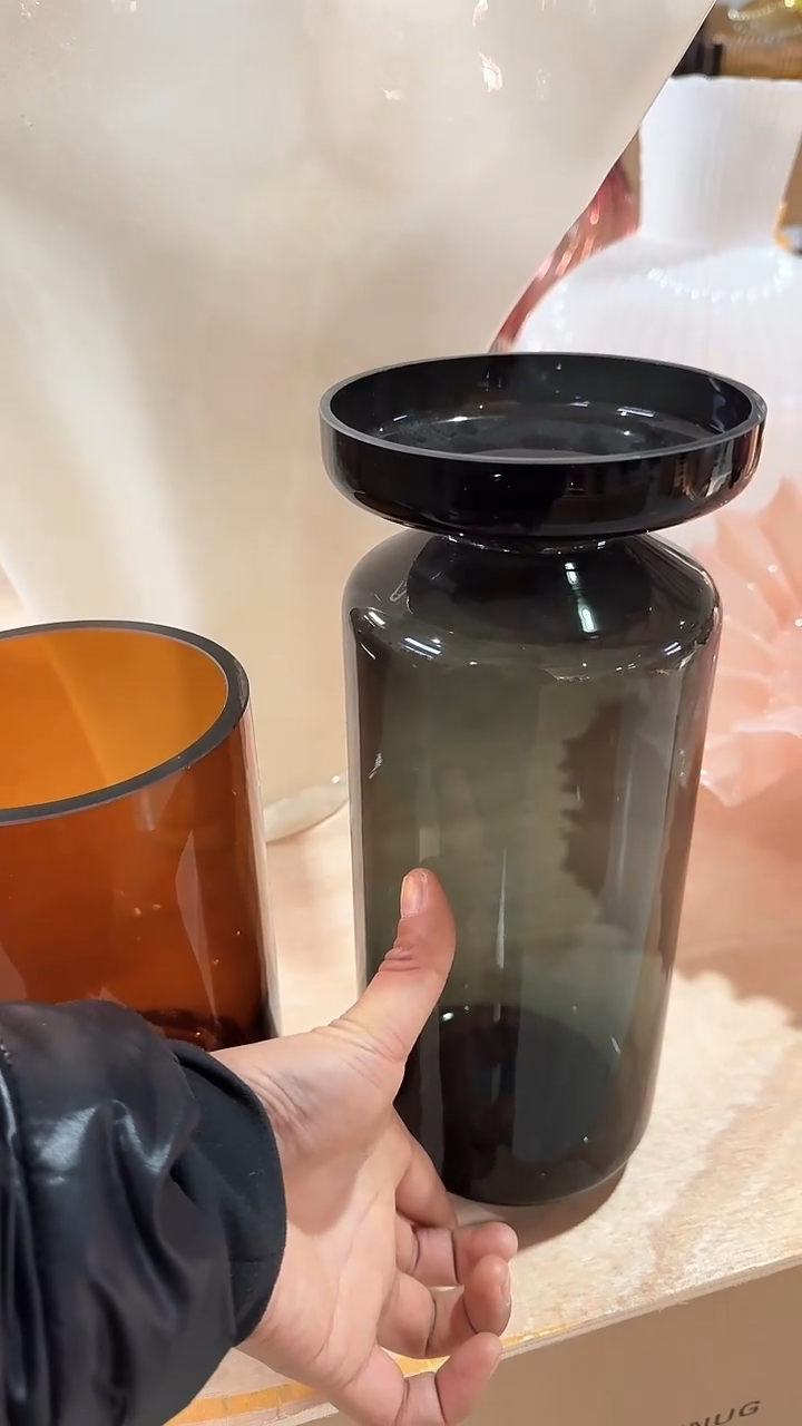 【闪购商品】玻璃黑色极简