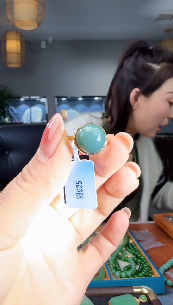 银S925镶嵌戒指和田玉1