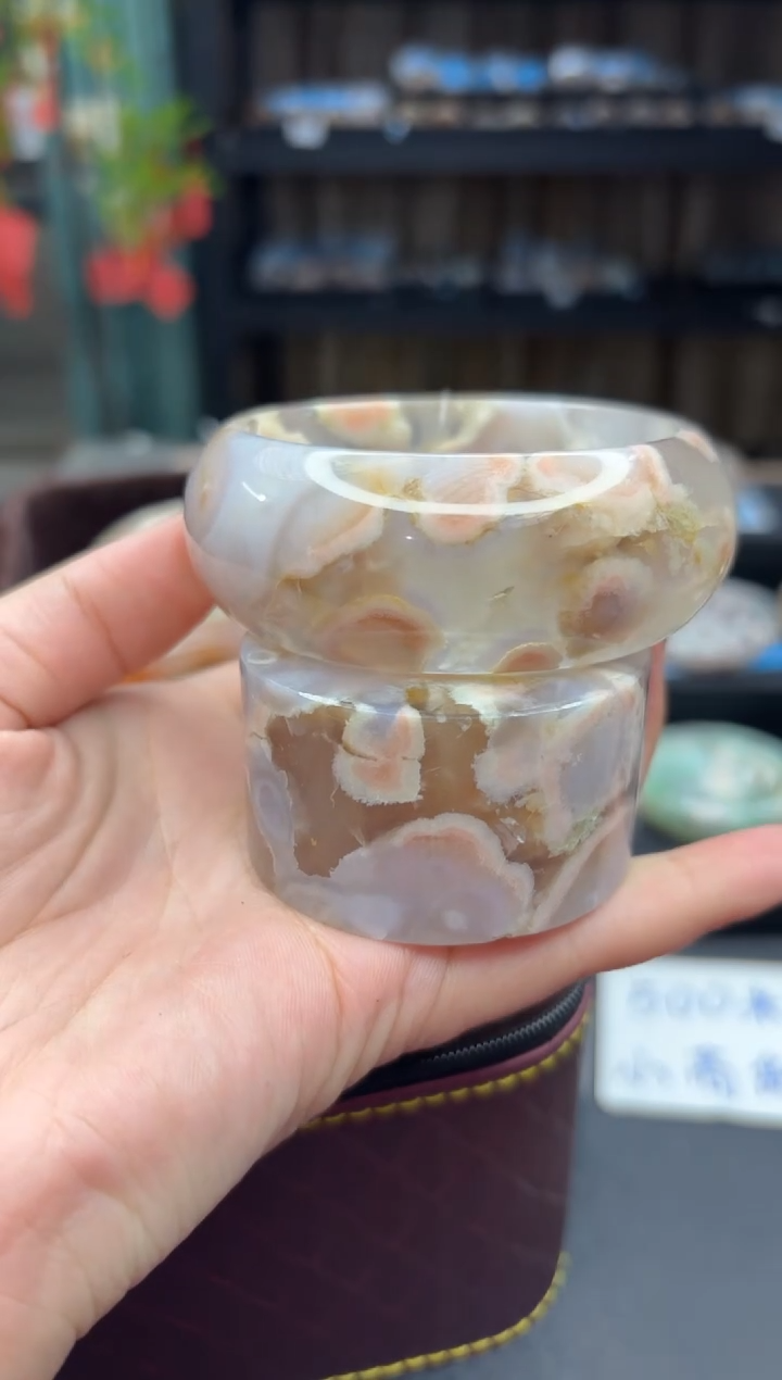 【闪购商品】石英质玉手镯未镶嵌58（58圈赠送镯心）