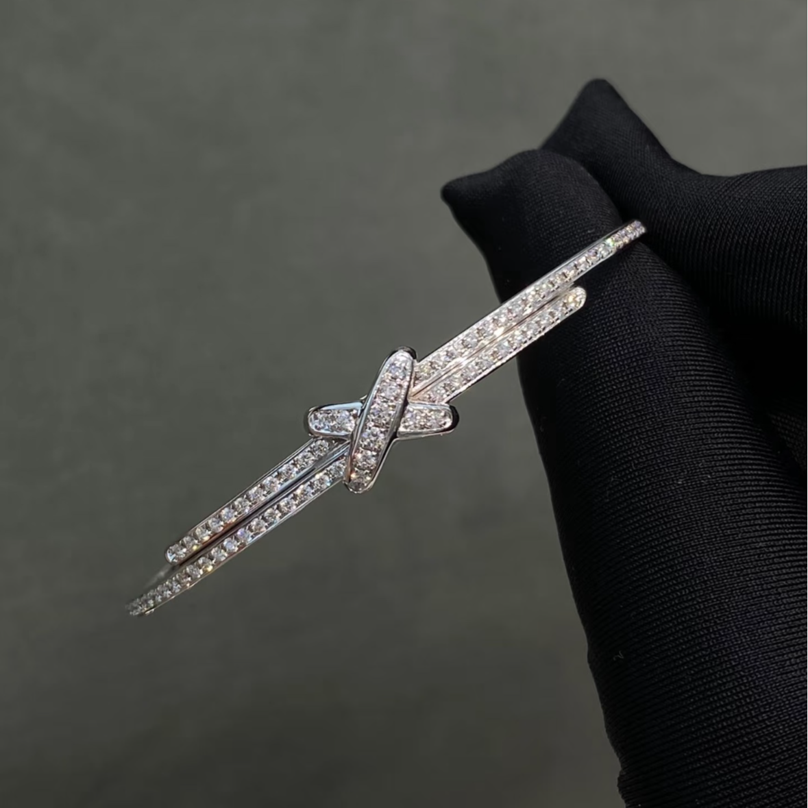 99新 Chaumet/尚美 小花6珊Liens 欢缘小叉手镯满钻18k白金15号 