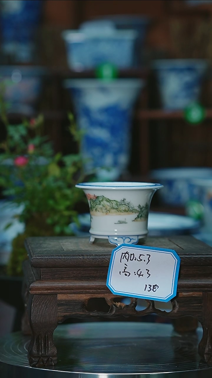 【闪购商品】摆件手绘陶瓷内口5.3高4.3深