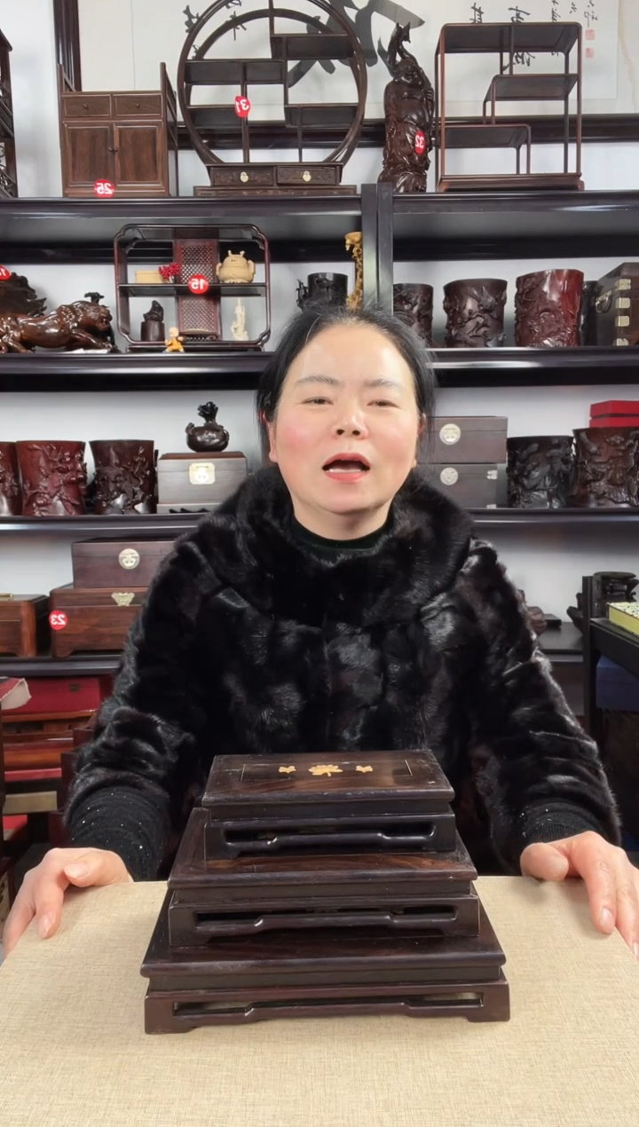 木老李红木工艺品364瑕疵