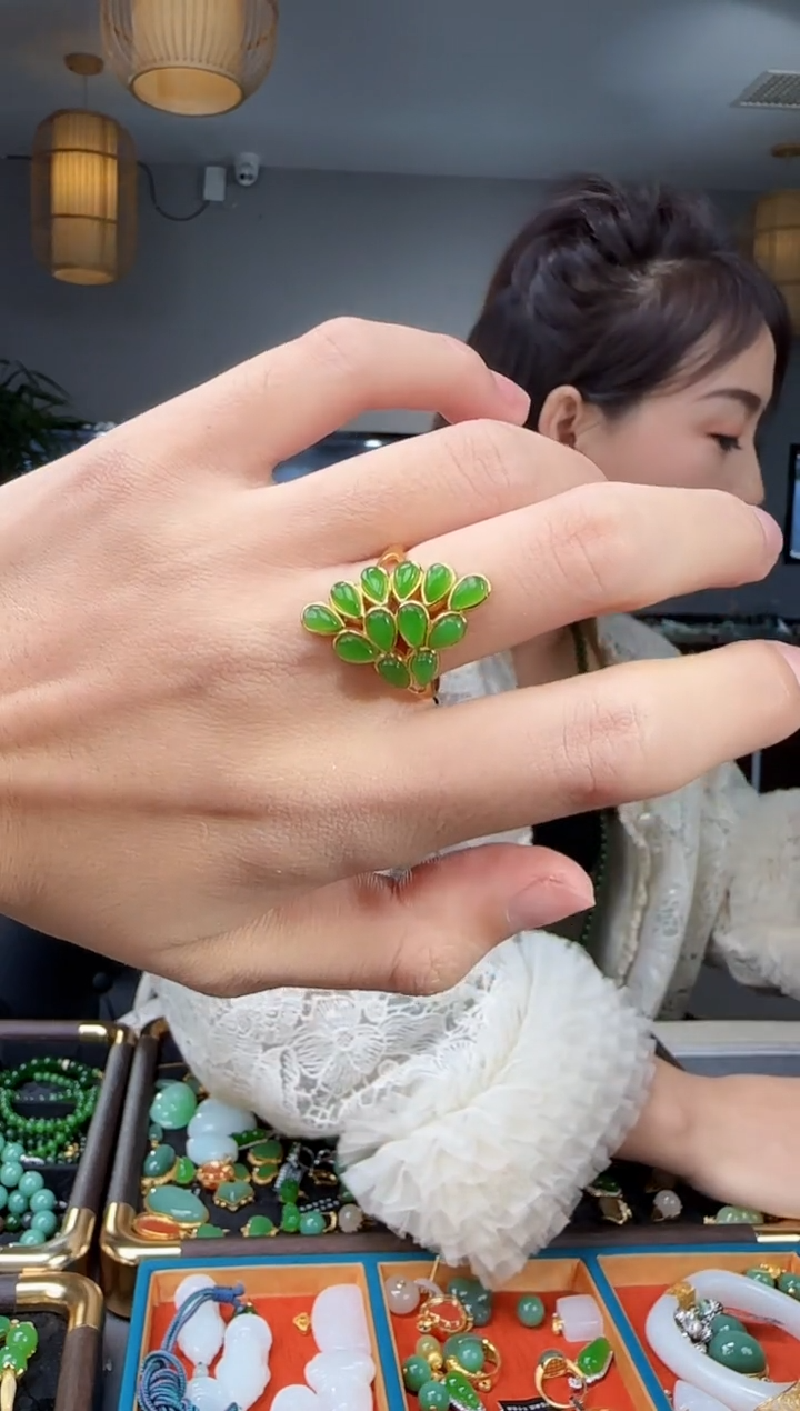 银S925镶嵌戒指和田玉1