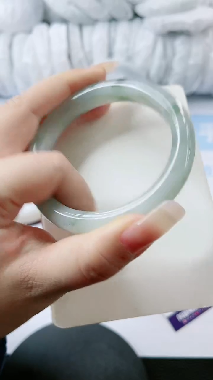 【闪购商品】石英质玉手镯未镶嵌多样性发货V463