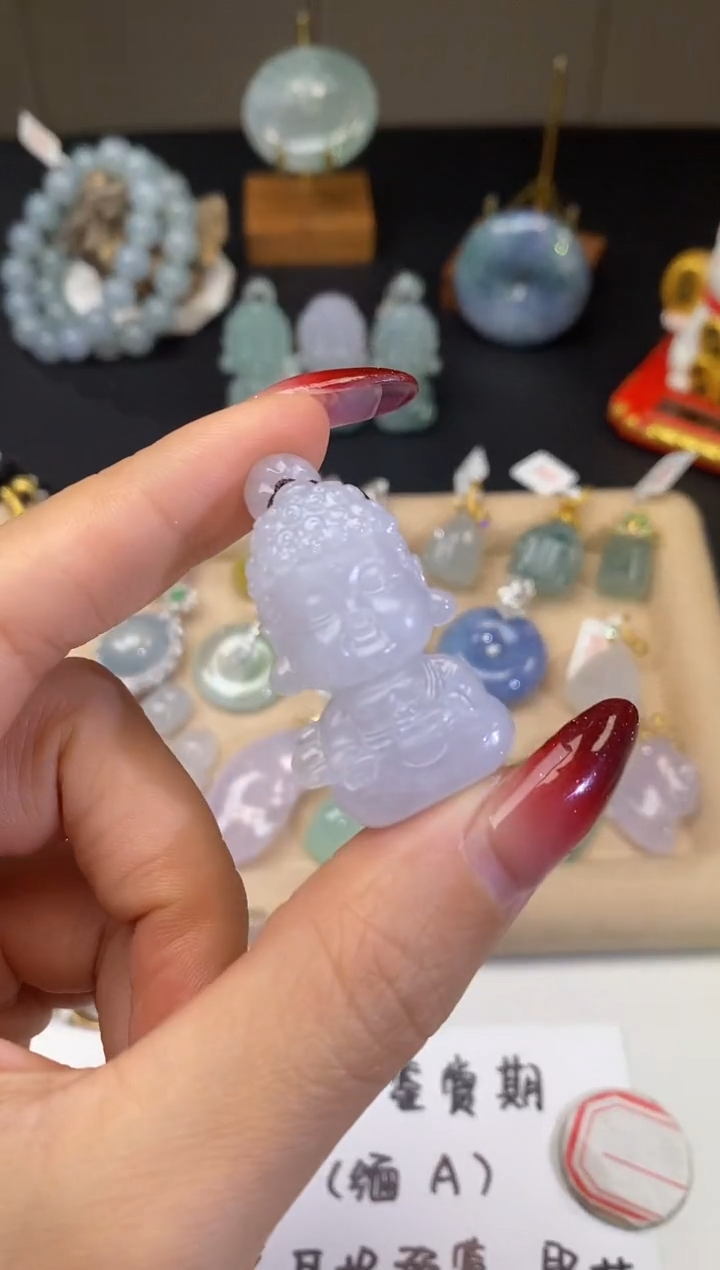 【闪购商品】翡翠颈饰未镶嵌宝宝佛