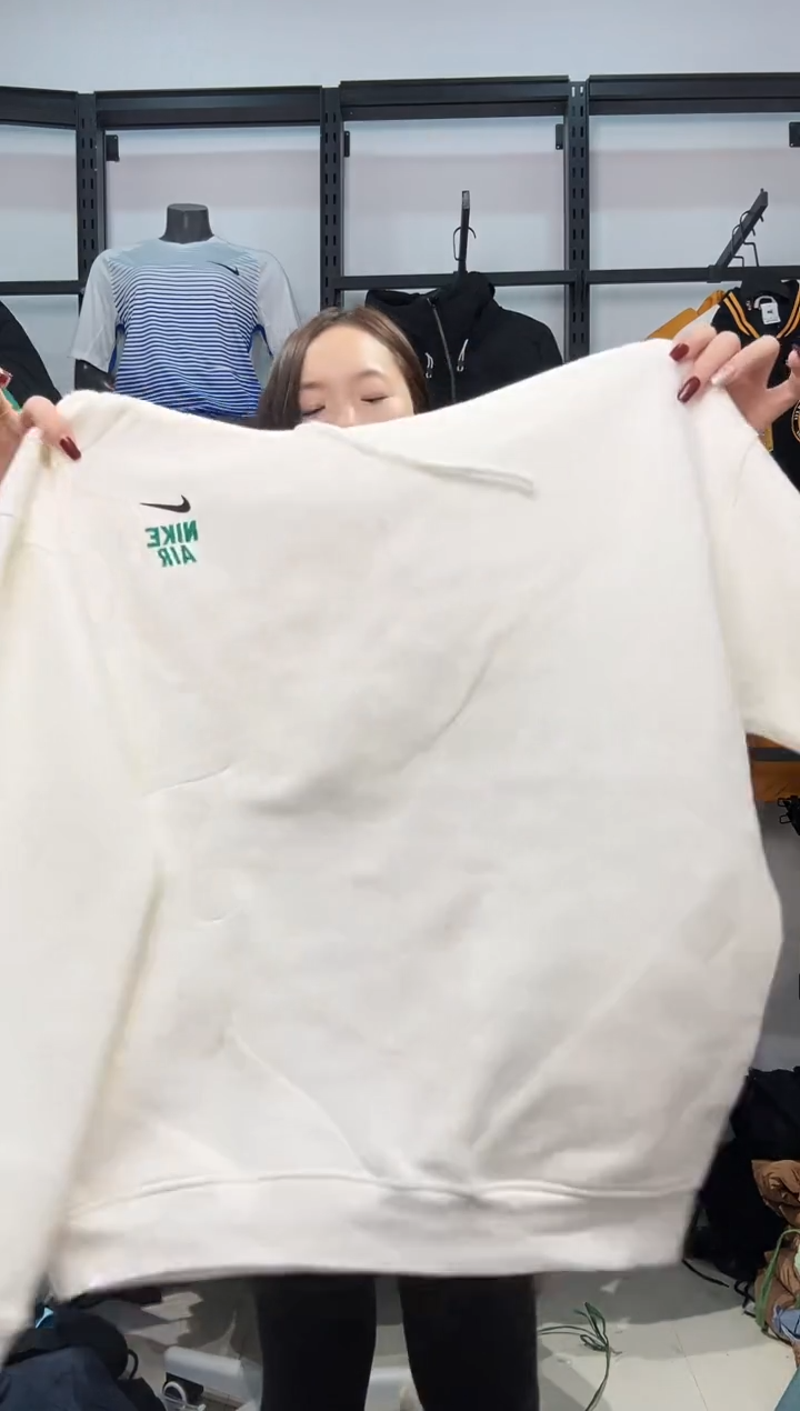 2549闪购编码 Nike/Jordan运动卫衣裤以直播间过款为准 尺码·S