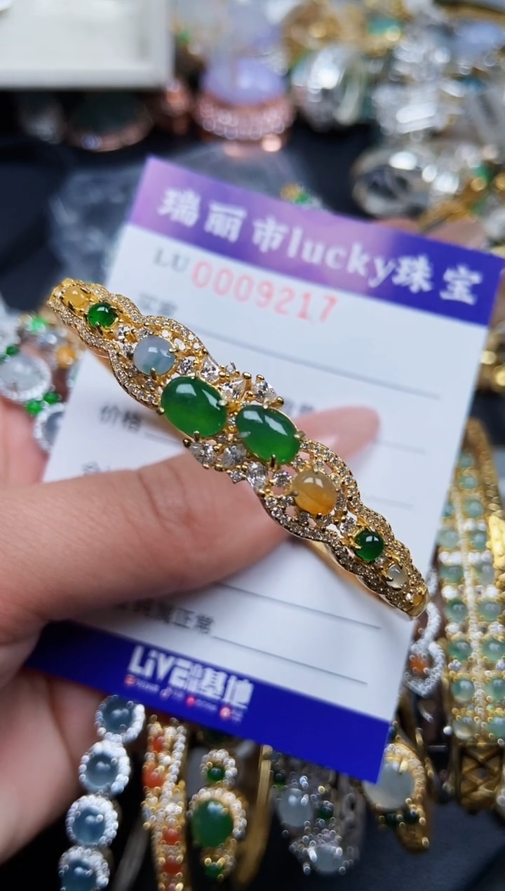 【闪购商品】翡翠颈饰银S925镶嵌9217