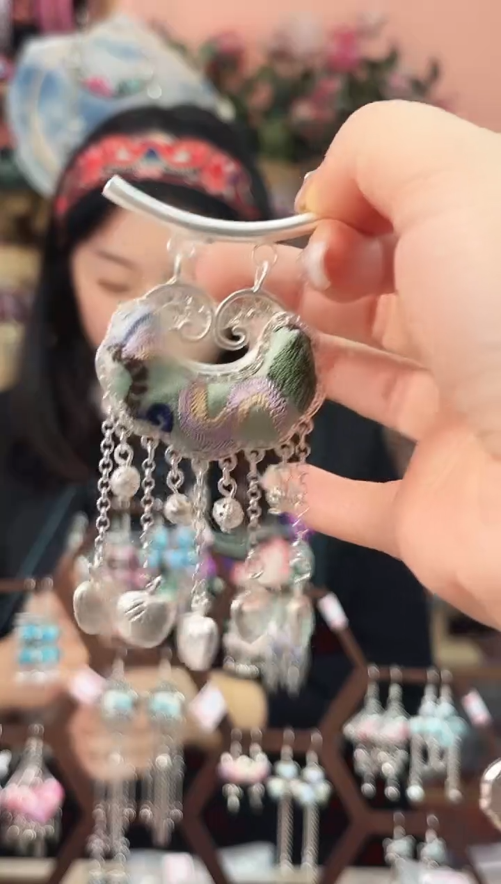 艺枝独绣手工饰品92