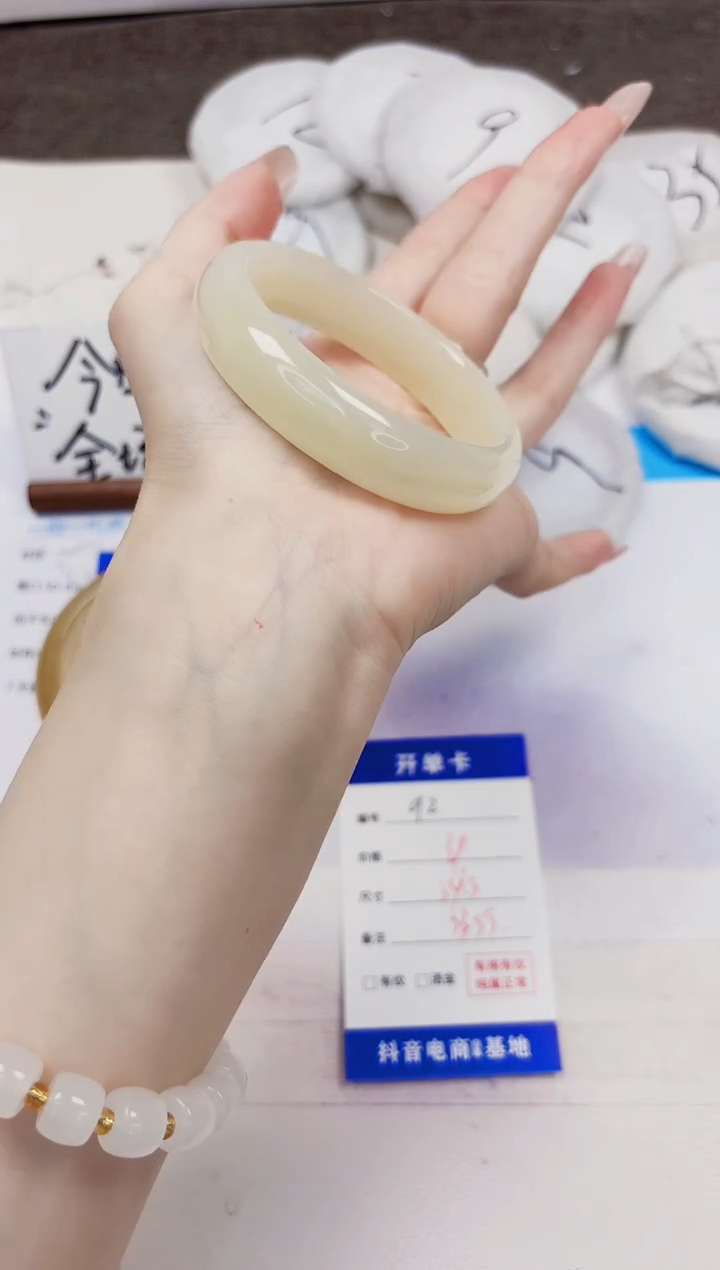 石英质玉手镯未镶嵌92-晴水-圈口54