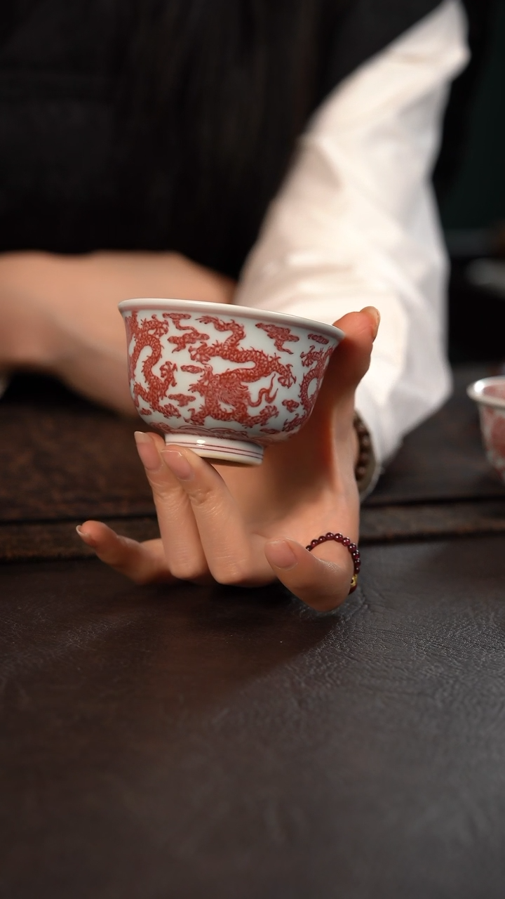 【闪购商品】杯 贵红窑釉里红九龙大压手杯