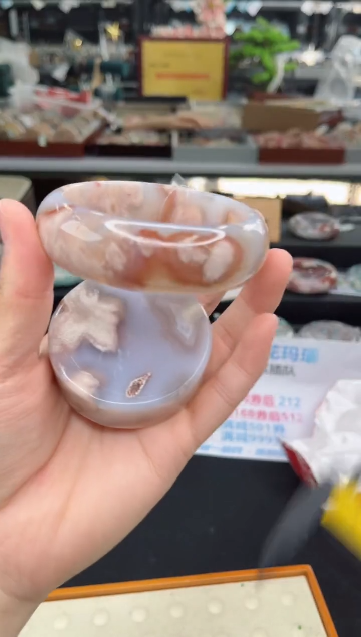 【闪购商品】石英质玉手镯未镶嵌64圈口（赠品镯心）3600399