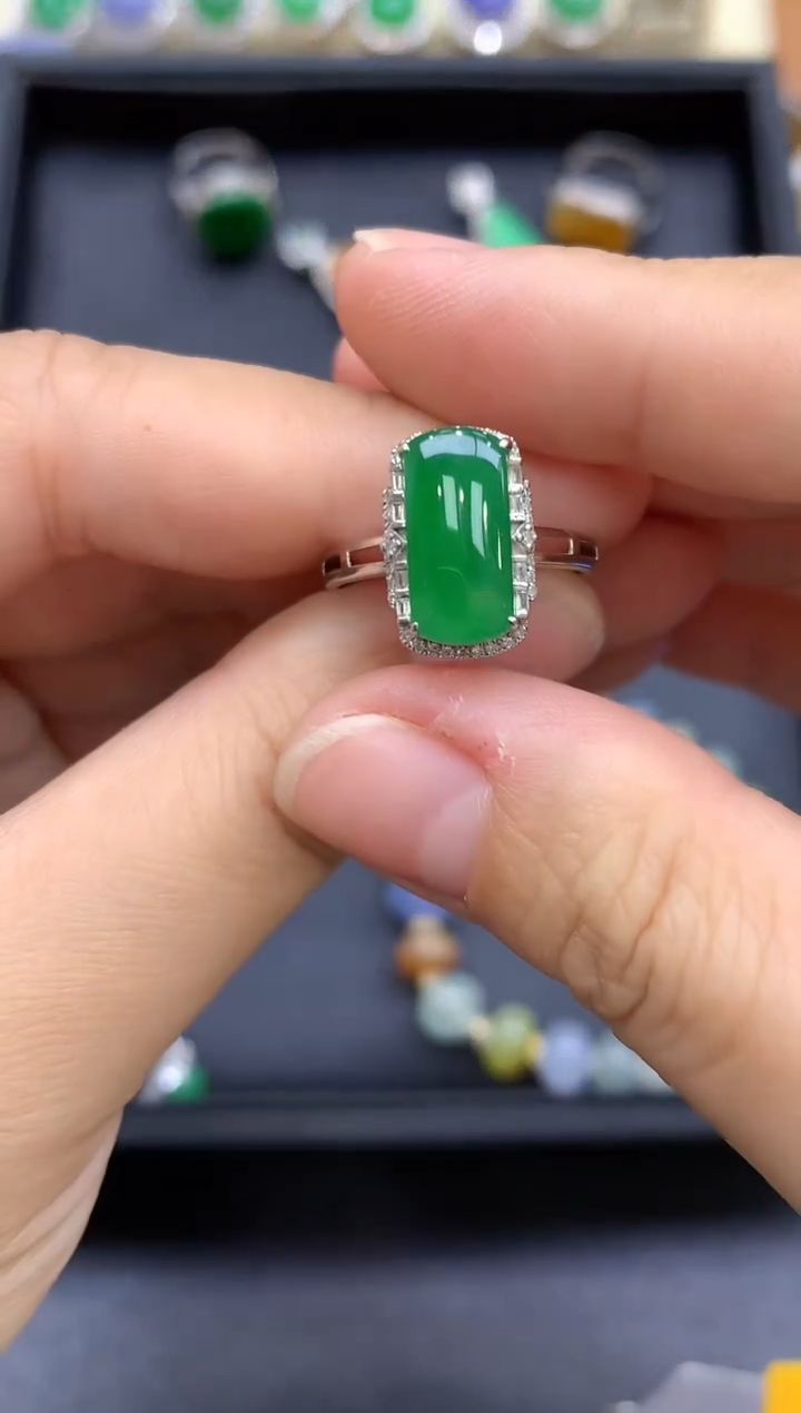 18K金镶嵌戒指翡翠498-中国好珍宝