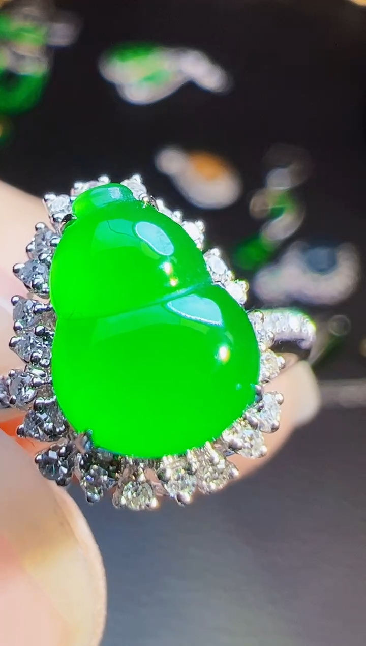 18K金镶嵌戒指翡翠用****6翡翠