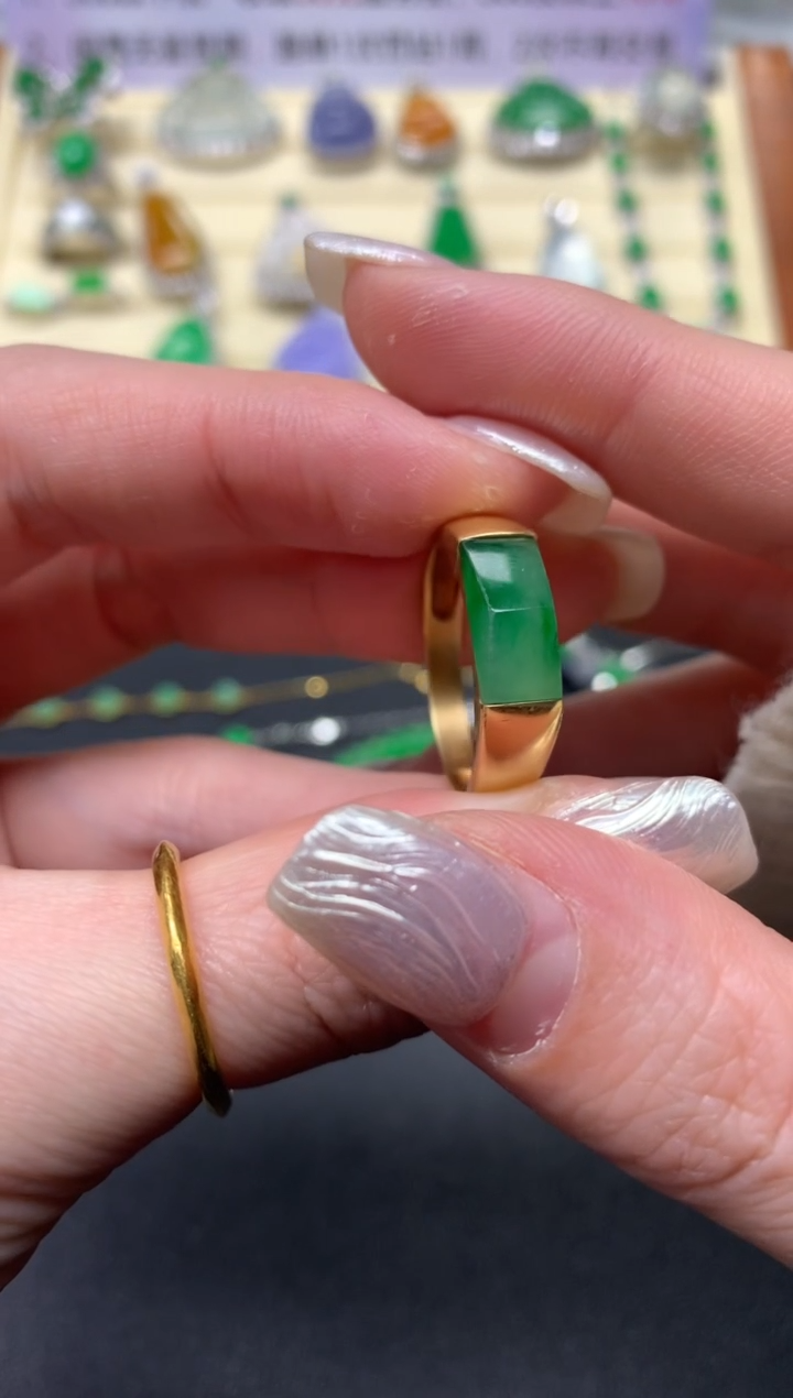 【闪购商品】翡翠戒指18K金镶嵌戒指|3500+350