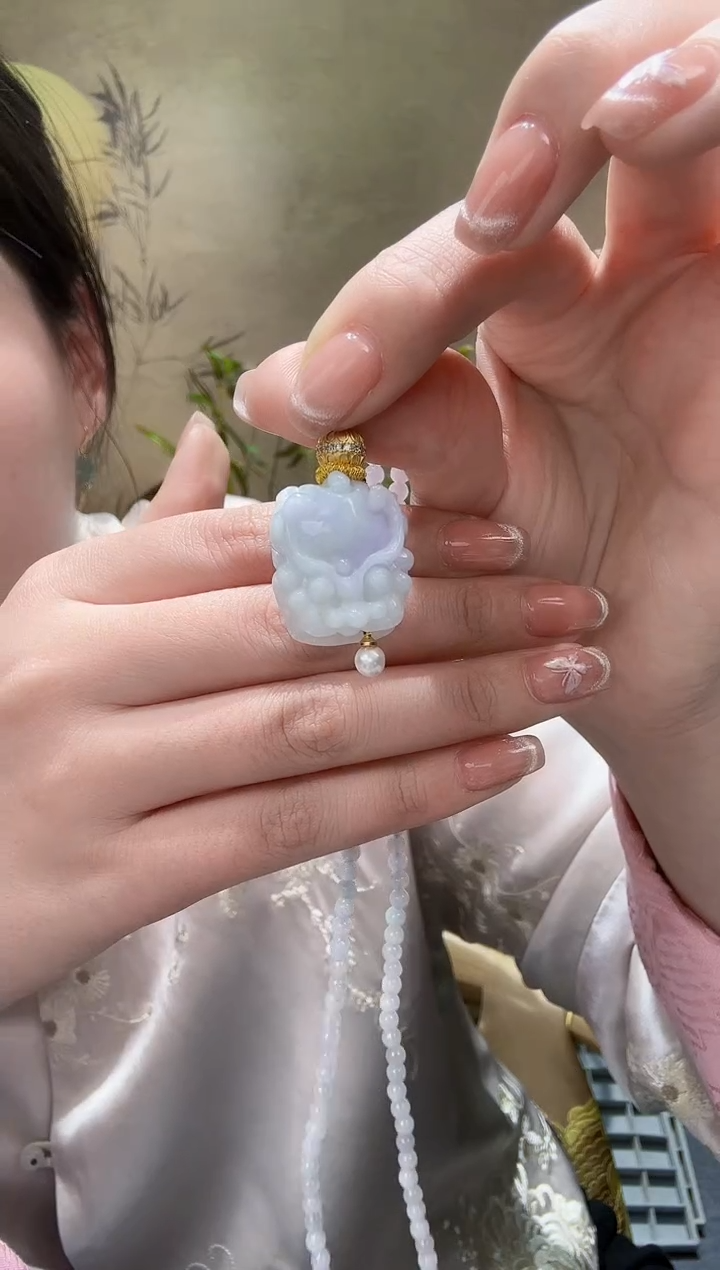 【闪购商品】翡翠颈饰未镶嵌吊坠