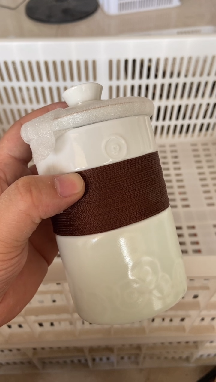 无运费险有瑕疵的摄影的产品有使用过的痕迹有点脏介意勿拍