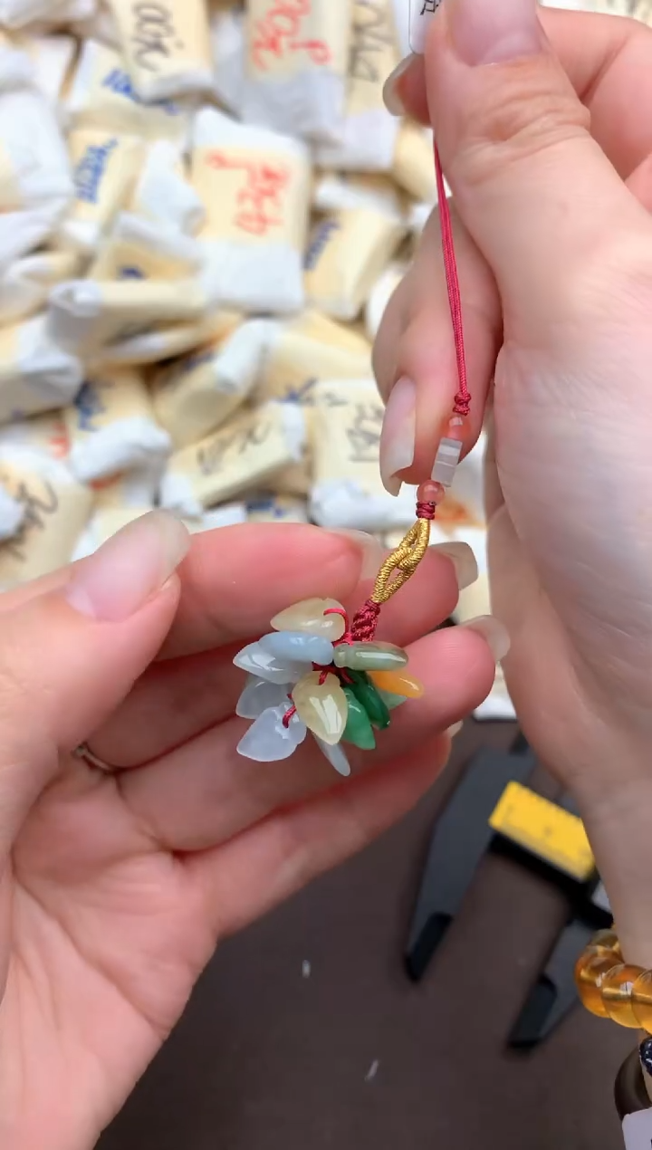 【闪购商品】翡翠挂件未镶嵌   一 