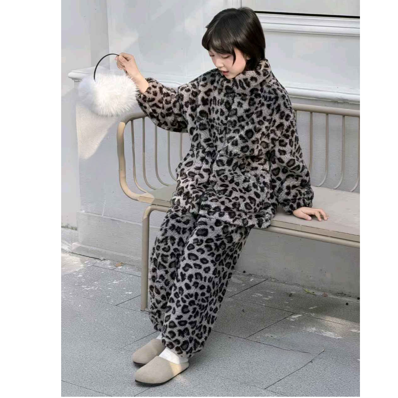 儿童冬季豹纹家居服睡衣套装时尚毛绒家居服男童女童保暖25009