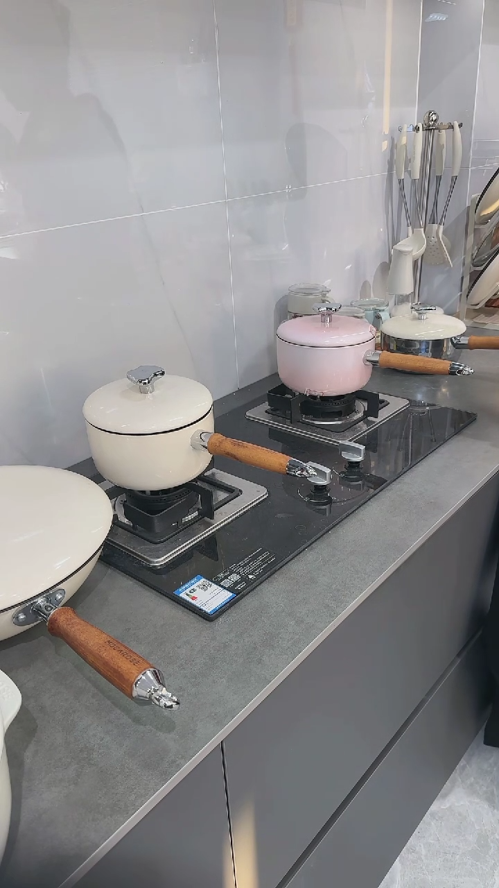 【闪购商品】瓷珐琅奶锅奶油白18cm-锅身内黑珐琅