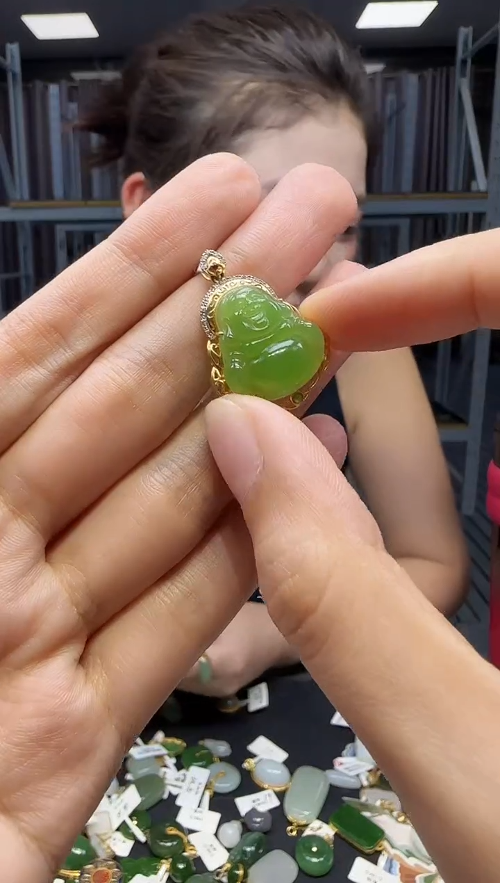 和田玉18K金镶嵌挂件1